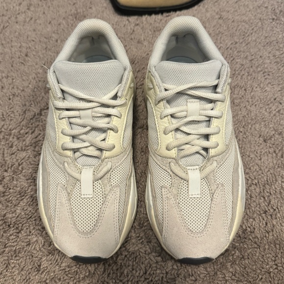 Yeezy Boost 700 Analog - Picture 6 of 8
